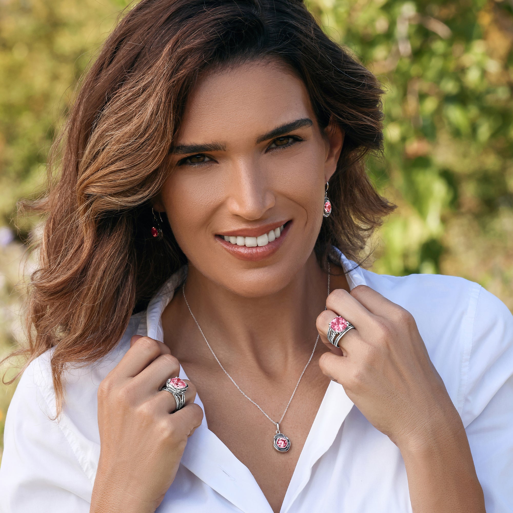 Collana con ciondolo in argento sterling con zirconia cubica rosa