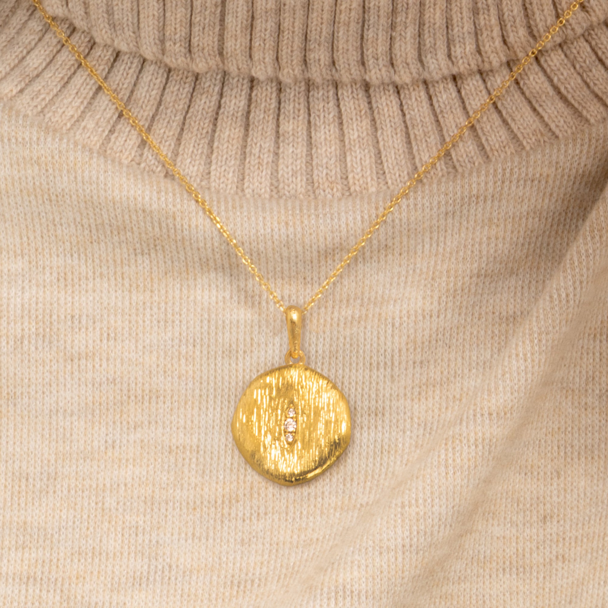 Collana con moneta a goccia in oro 14K e argento sterling CZ