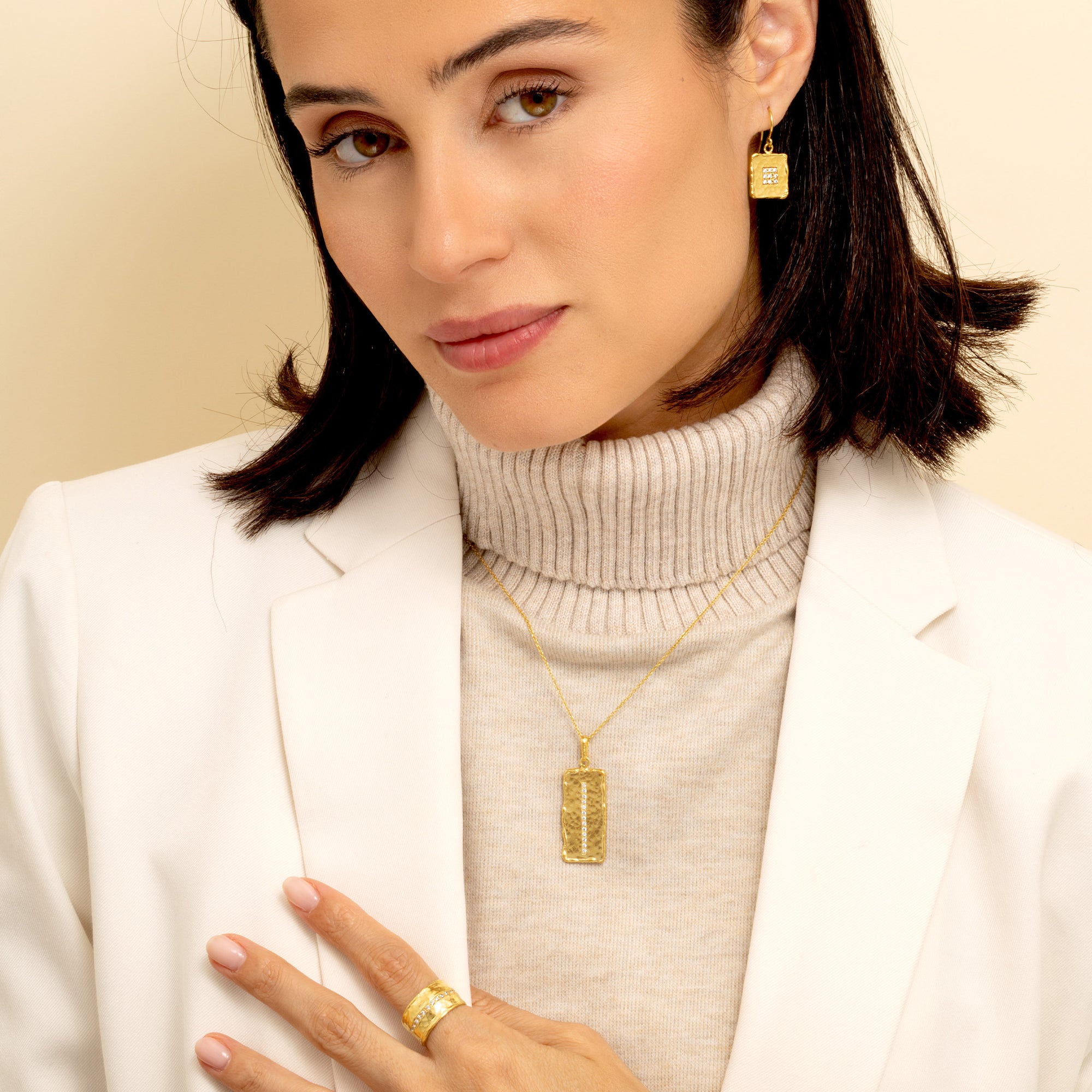 Collana con barra verticale in oro 14K e argento sterling CZ