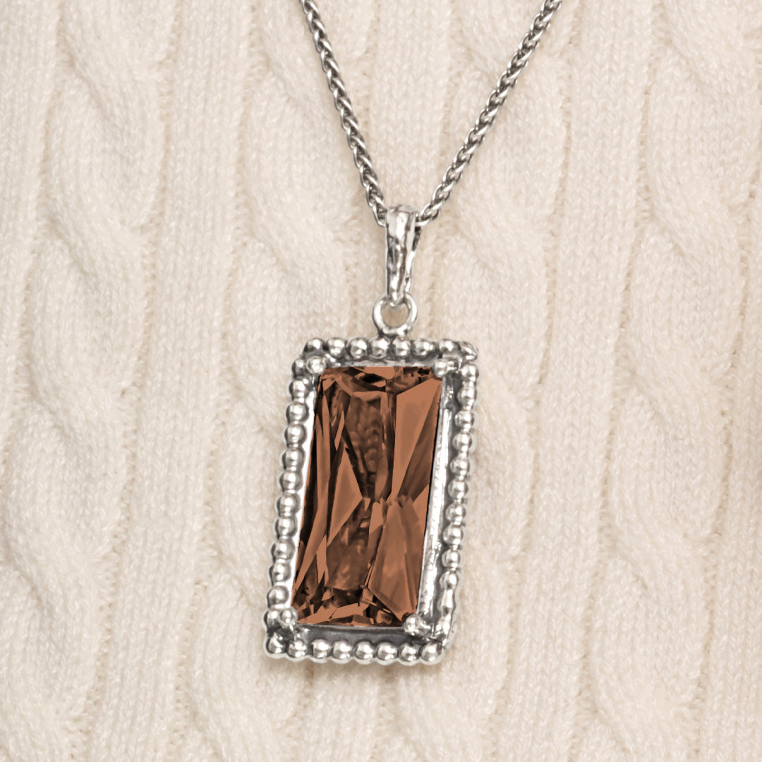 Collana in argento sterling con zirconi cubici fumé