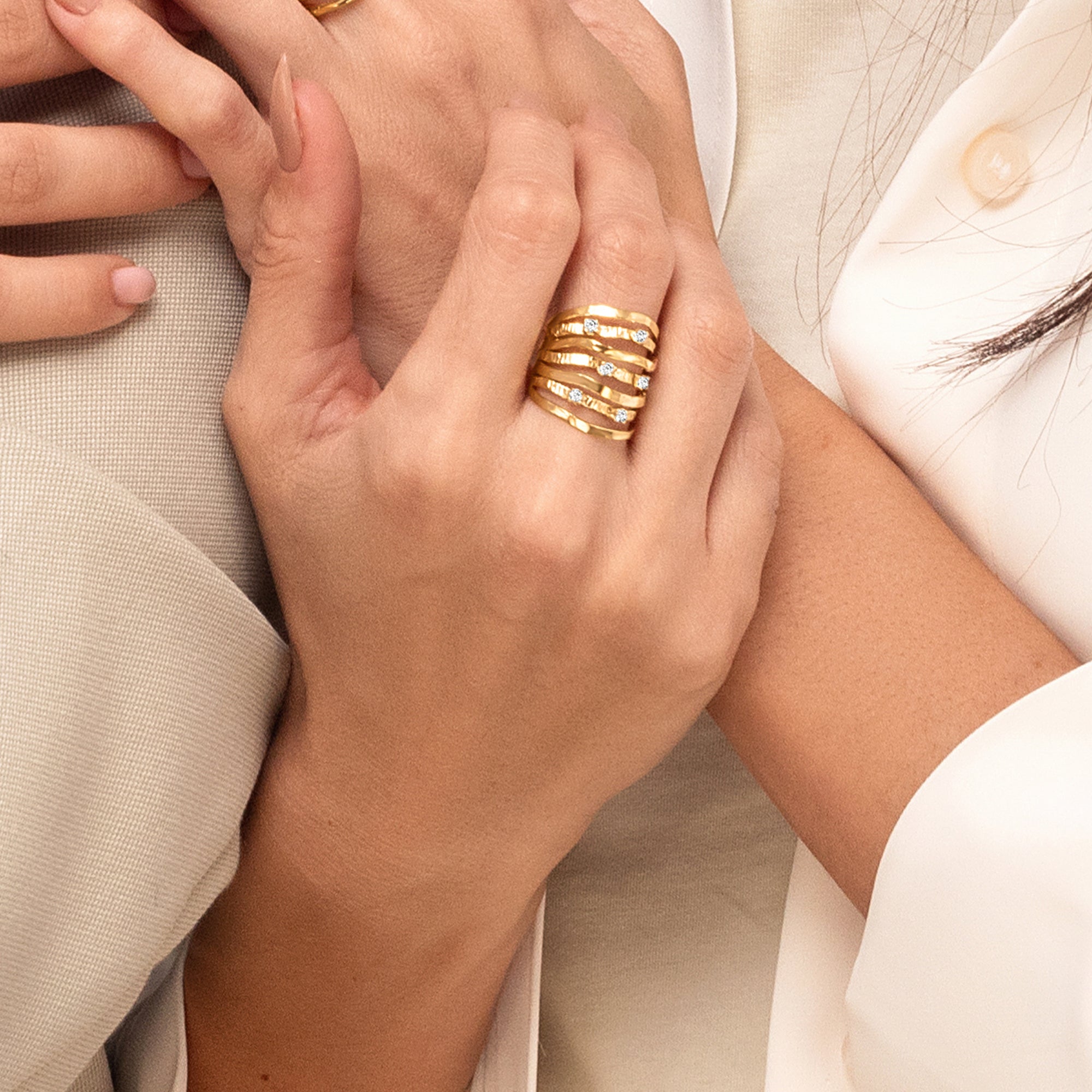14K Gold über Sterling Silber Mehrreihiger CZ Ring