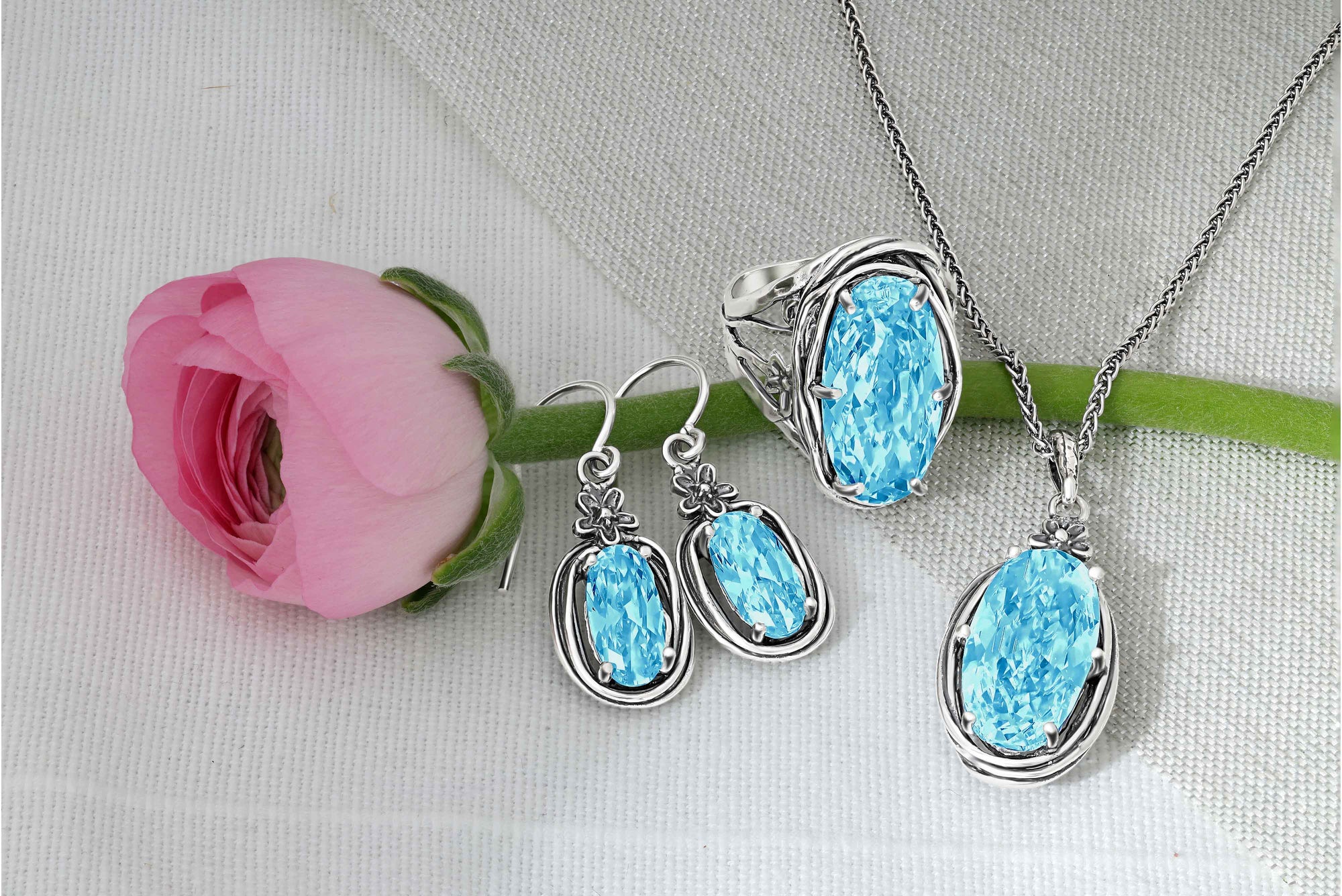 Sterling Silver Aquamarine CZ Floral Wire Wrap Ring