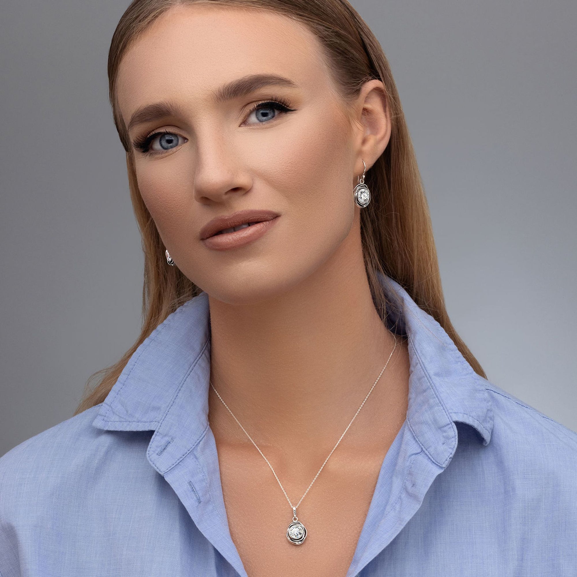 Collana con ciondolo in argento sterling e zirconia cubica