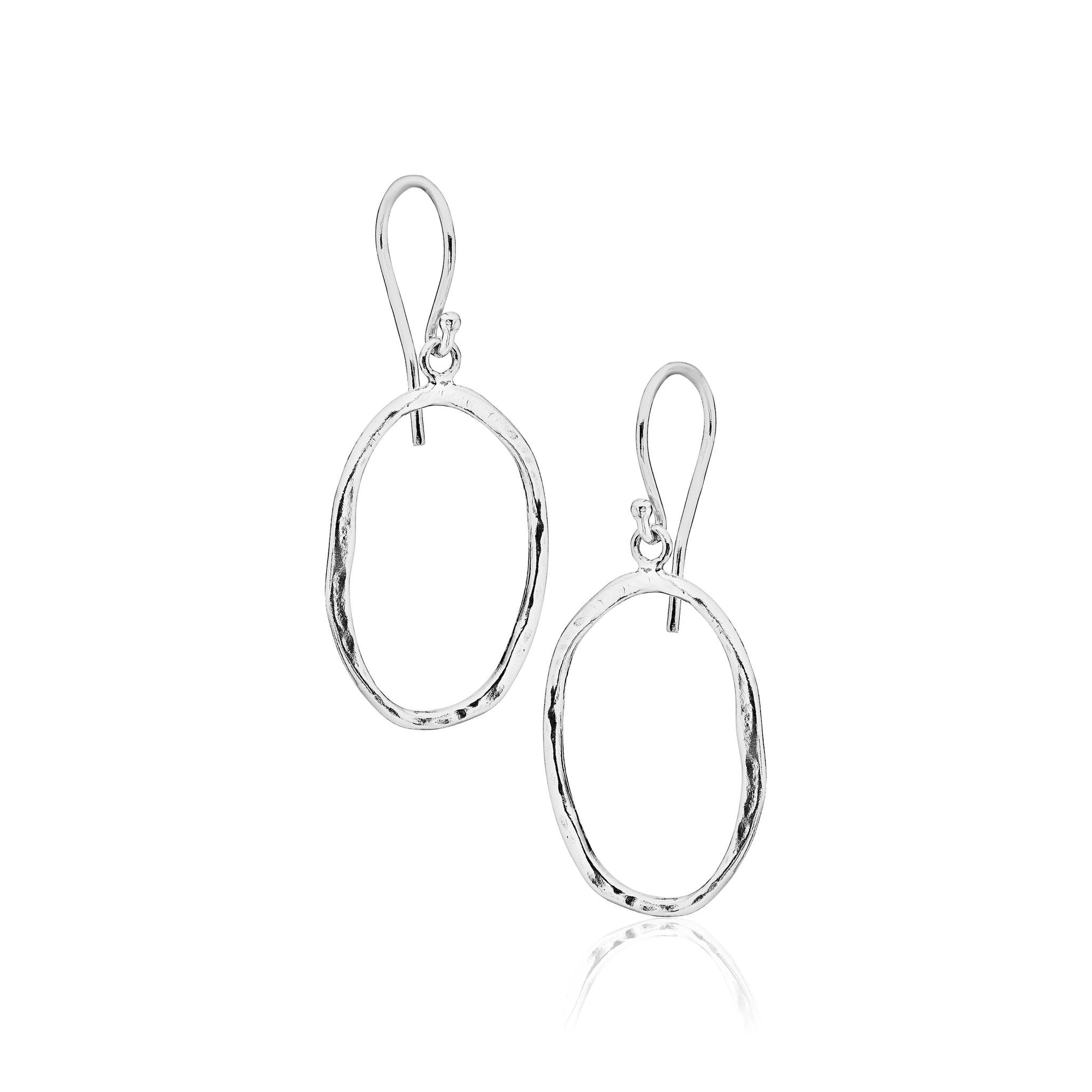 Offene Kreis-Ohrhänger aus Sterlingsilber