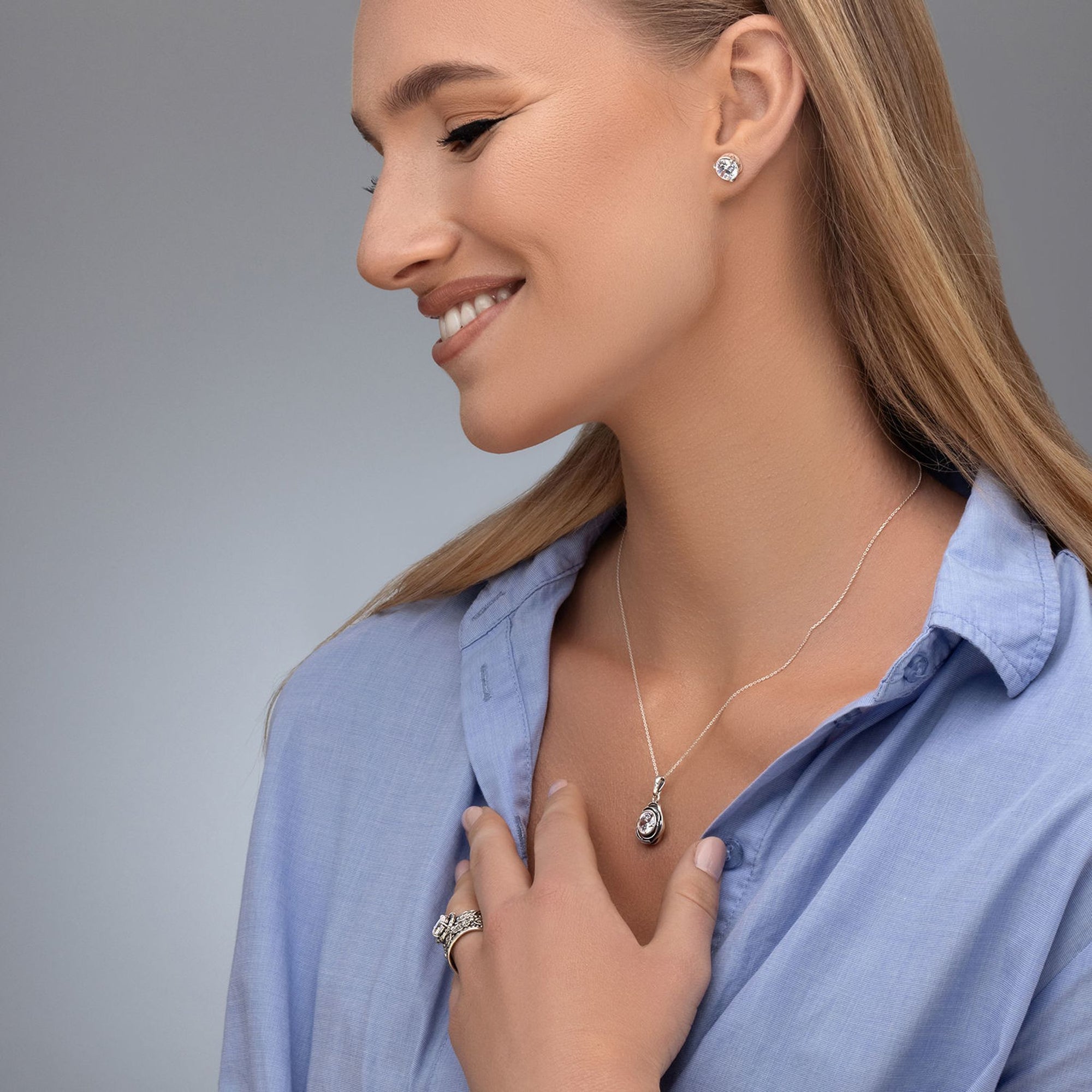 Floraler Sterling-Silberring mit Zirkonia