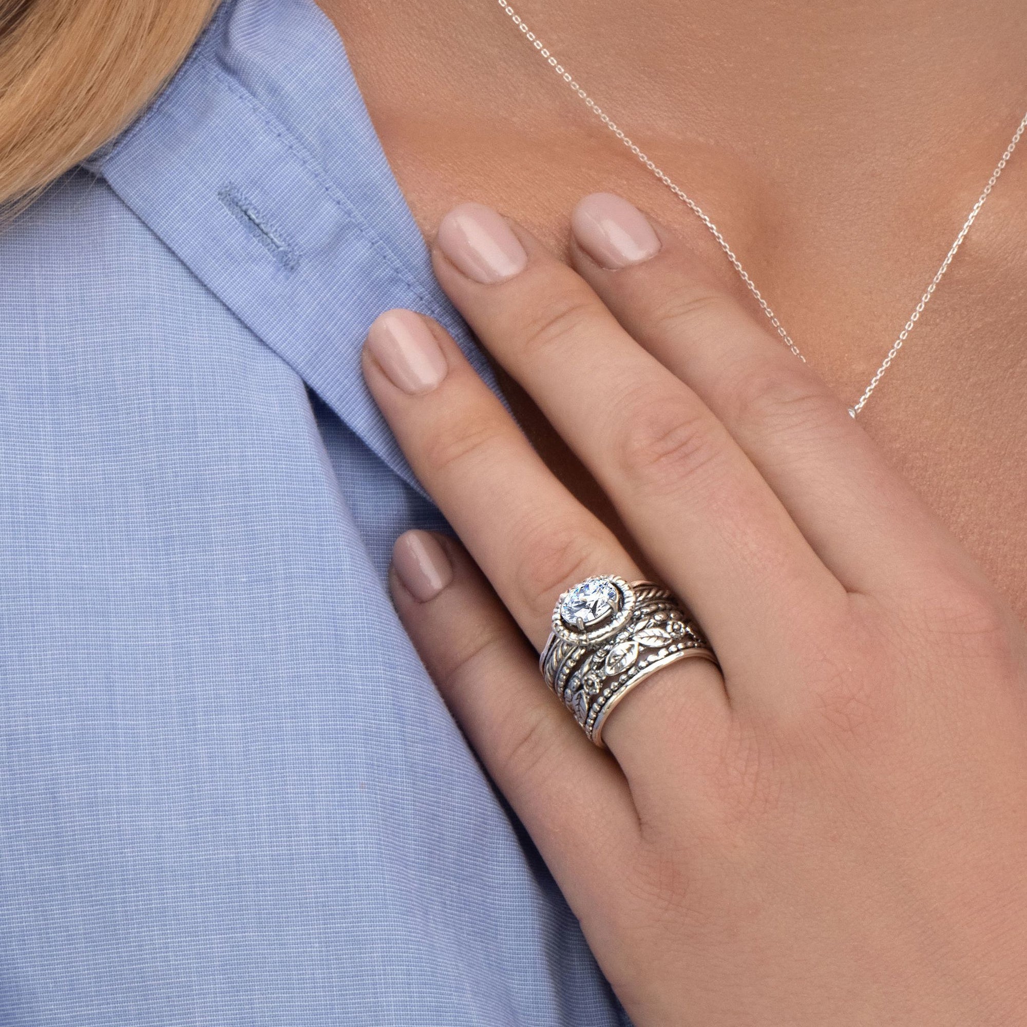 Floraler Sterling-Silberring mit Zirkonia