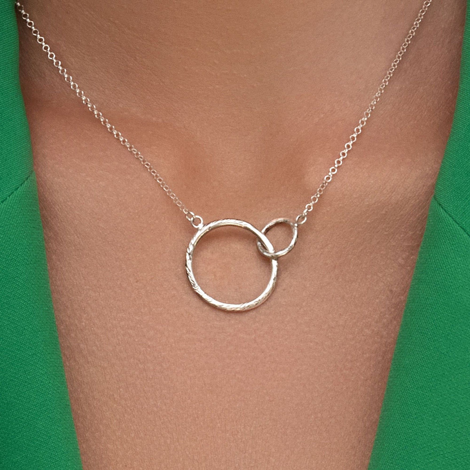 Sterling Silver Interlocking Open Circles Necklace