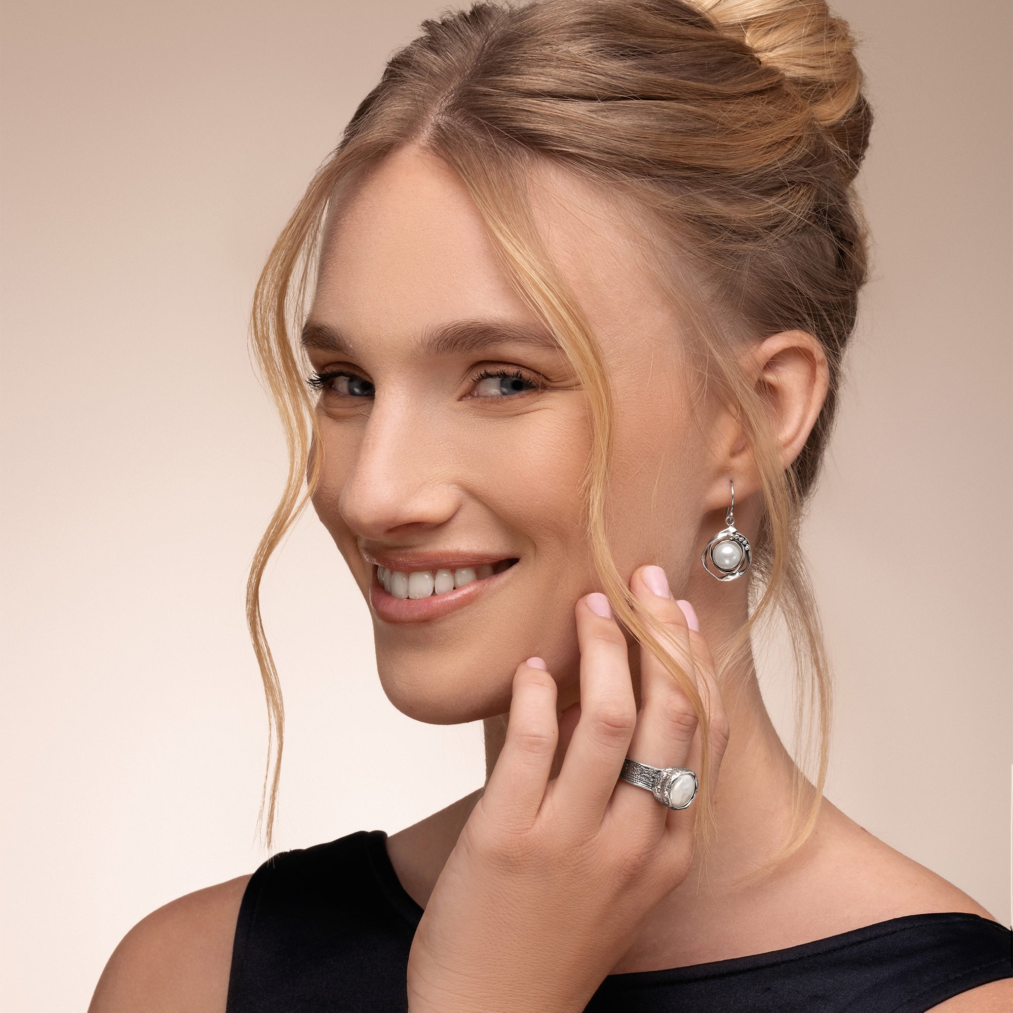 Elegant Sterling Silver Pearl Dangle Earrings